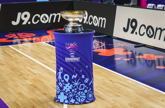 FIBA 国际篮联：美国男篮在最新世界排名中高居首位